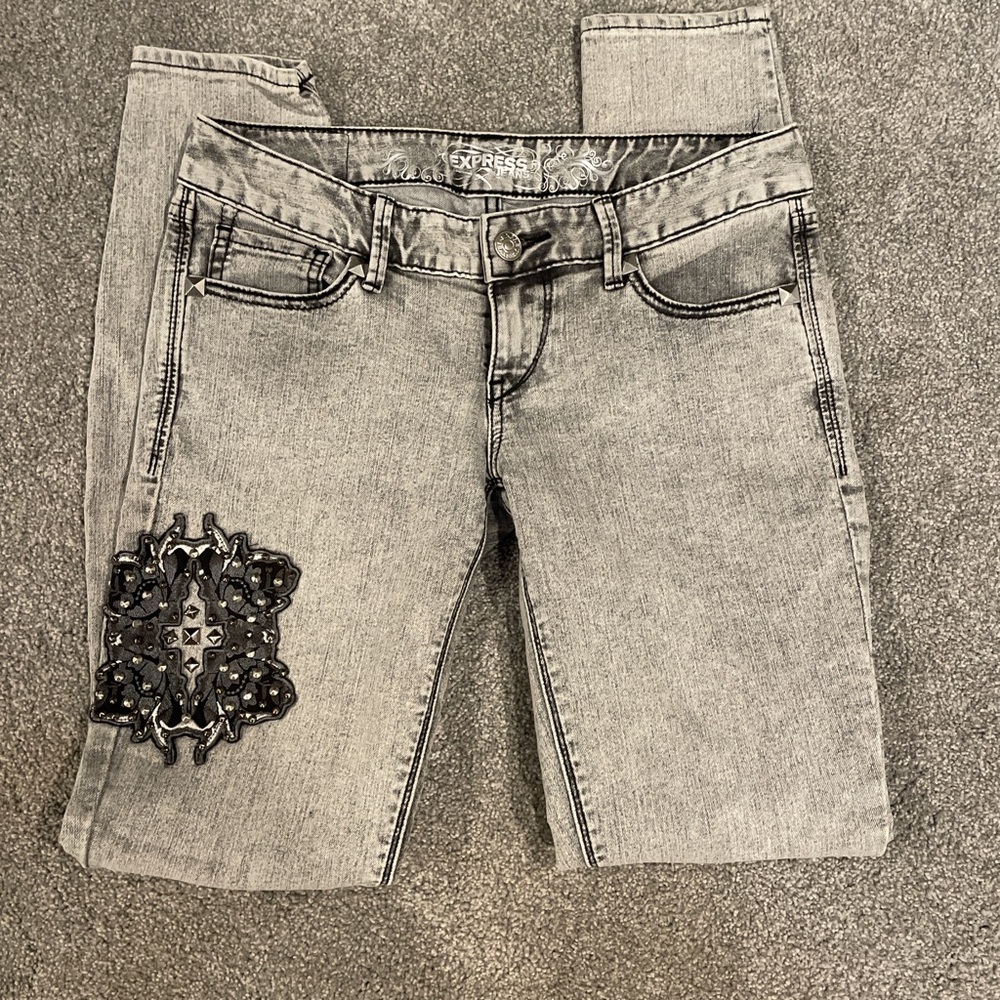Express Women's Cropped Gray Jeans with Black Embellishment
